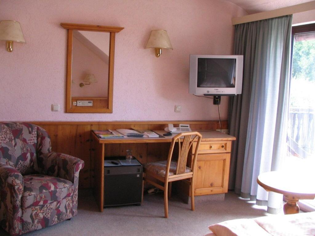 Hotel-Barbarossa-Garni Bei Hanau Rodenbach  Værelse billede