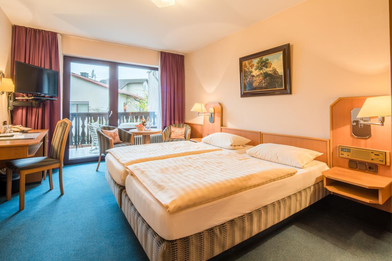Hotel-Barbarossa-Garni Bei Hanau Rodenbach  Eksteriør billede